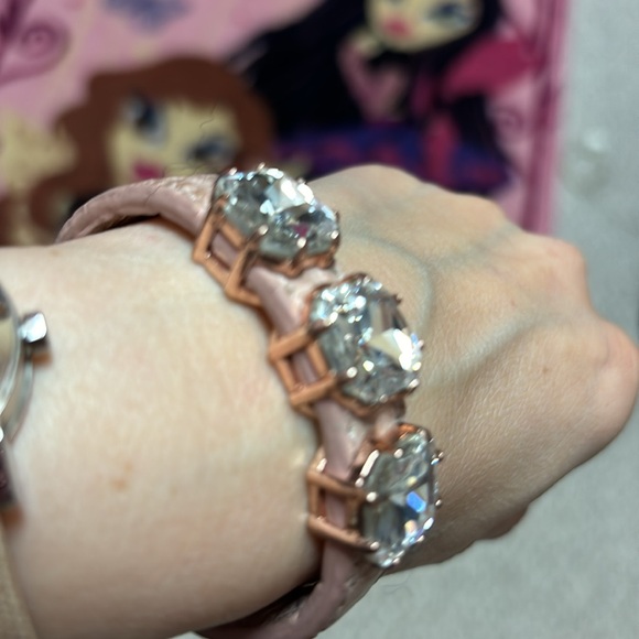 Pink bracelet - Picture 2 of 3